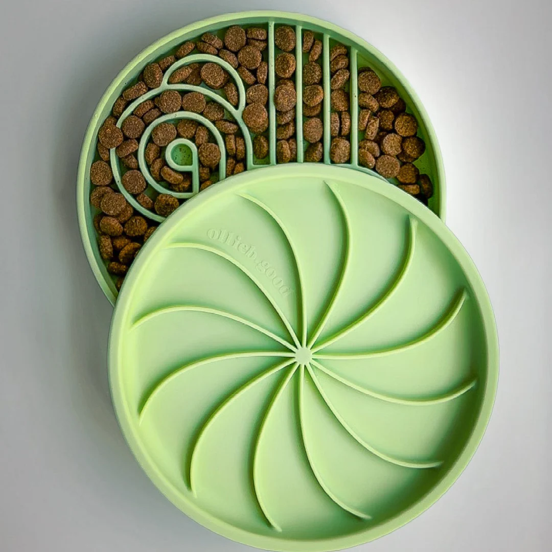 Wheelies lick mat | honeydew