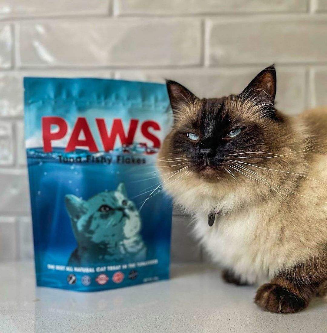 PAWS Tuna Fishy Flakes Meal Topper - Scoop Dog  