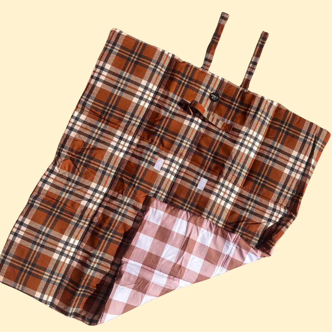 Pablo & Co Deluxe Travel Mat: Vintage Plaid